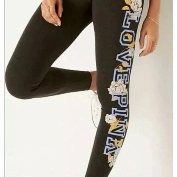 Victoria's Secret Pants - Victoria's Secret Pink Floral SS High Waist Leggings Gray Lilac Logo XL